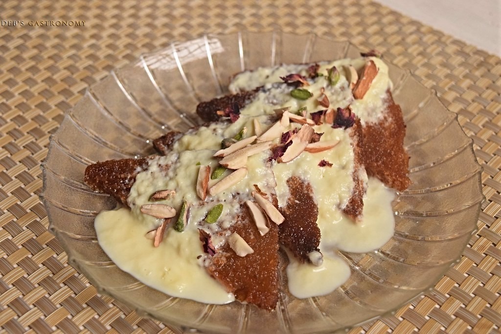 Shahi Tukda with Rabri